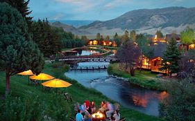 Rustic Inn Creekside